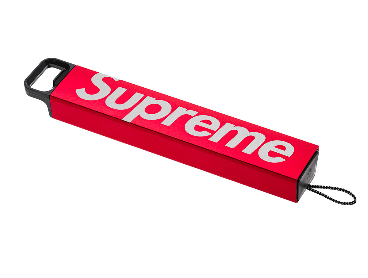 まん様supreme シュプリーム カラビナ ピルケース レッド - 小物