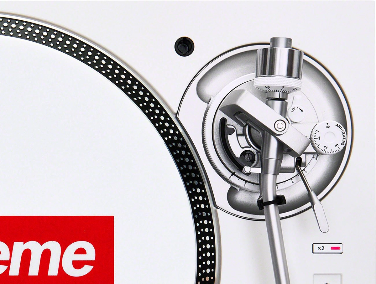 最安値Supreme®Technics SL-1200MK7 Turntable - 楽器・機材